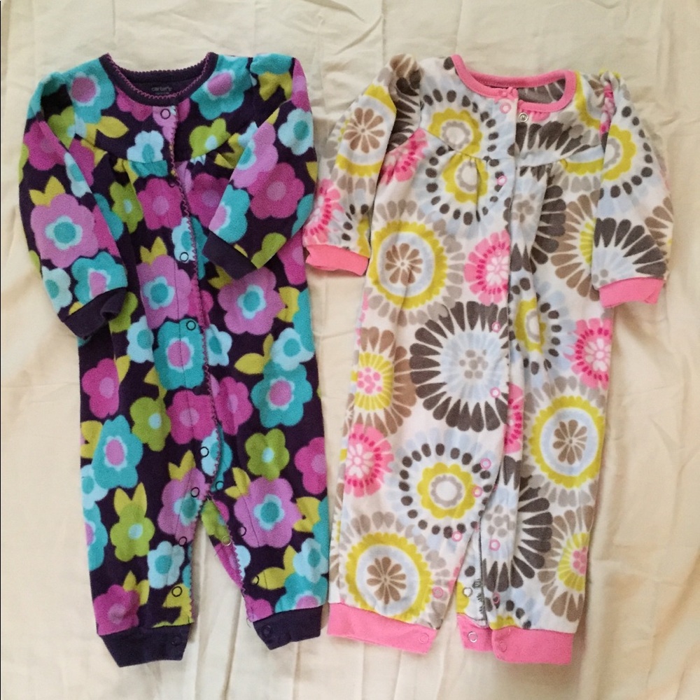 Two girls coordinating outfits- 9 months